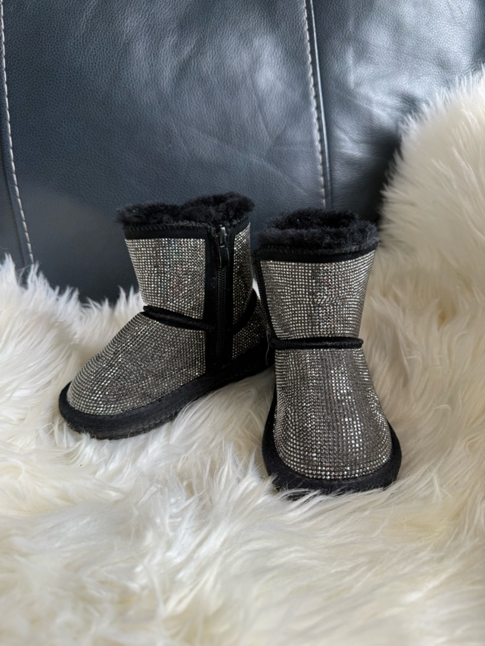 Doe a Dear Kids' Black Sparkle Winter Boots